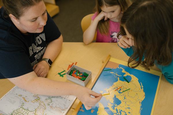Student Teacher with Elementary students